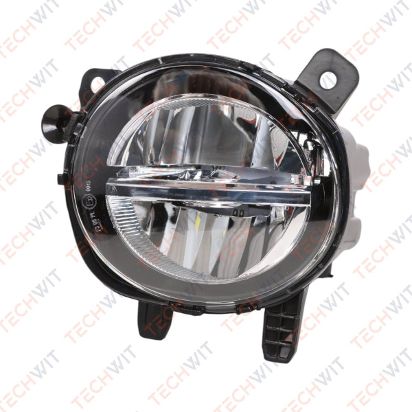 BMW 3 F30 F35 LCI фара противотуманная левая 63177315559 2015-2020 TECHWIT