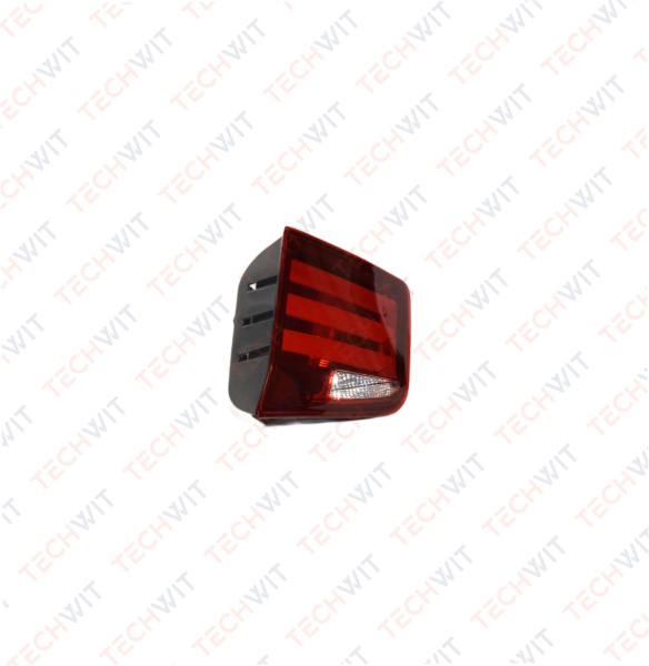 BMW 5 Series F10 Фонарь задний внутренний правый BMW 5 серия F10 QF21M00095 2010-2013 TECHWIT
