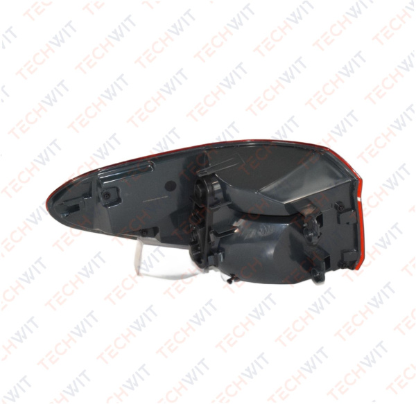 BMW X1 фонарь задний внешний правый 63217350712 БМВ X1 F48/F49 2016 TECHWIT